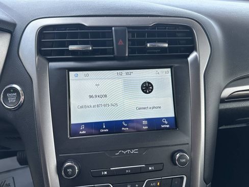 Used 2020 Ford Fusion SEL FWD image 10