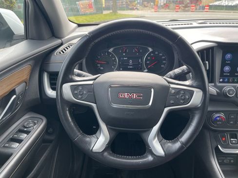 Used 2018 GMC Terrain SLE w/ Driver Convenience Package image 9