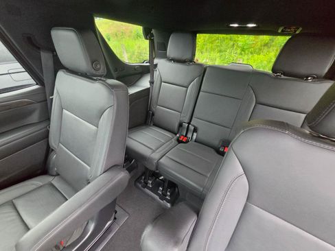 Used 2021 Chevrolet Tahoe LT w/ Luxury Package AWD/4WD image 10
