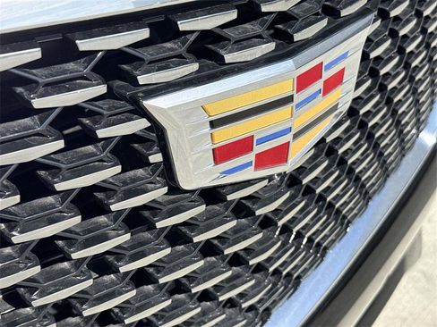 Used 2024 Cadillac Escalade ESV Premium Luxury image 30