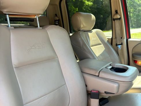 Used 2002 Ford F150 King Ranch AWD/4WD image 19