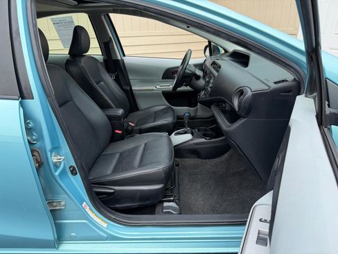 Used 2013 Toyota Prius C Four FWD image 3