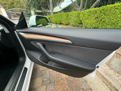 Used 2023 Tesla Model 3 Standard Range RWD image 25