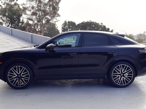 New 2026 Porsche Cayenne image 2