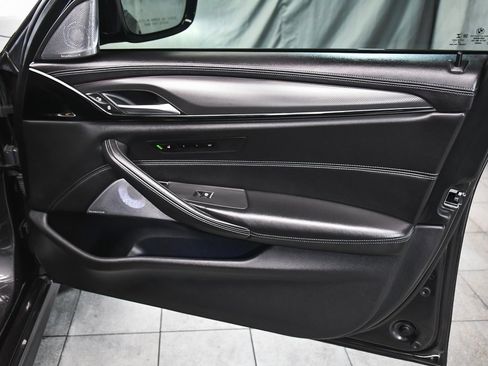 Used 2023 BMW M5 w/ Competition Package image 18