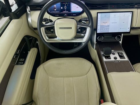 Used 2023 Land Rover Range Rover Long Wheelbase SE AWD/4WD image 15