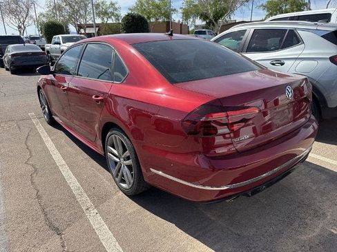 Used 2018 Volkswagen Passat 2.0T S FWD image 4