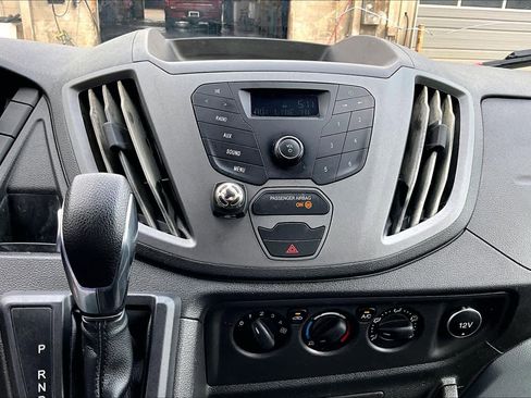 Used 2018 Ford Transit 250 130 Low Roof w/ Exterior Upgrade Package image 29
