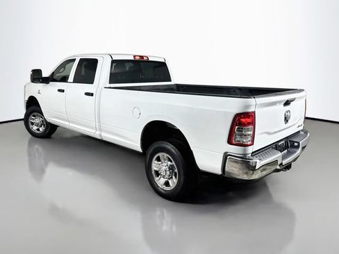 Used 2024 RAM 3500 Tradesman w/ Chrome Appearance Group AWD/4WD image 10