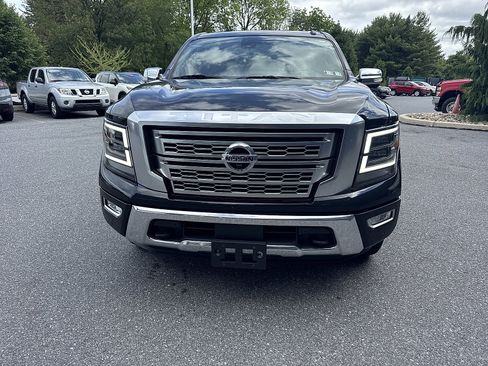 Used 2021 Nissan Titan Platinum Reserve w/ Moonroof Package AWD/4WD image 11