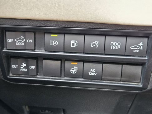 Used 2023 Toyota Tundra 1794 Edition AWD/4WD image 29