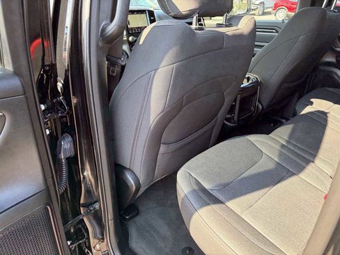 Used 2020 RAM 1500 Big Horn AWD/4WD image 22