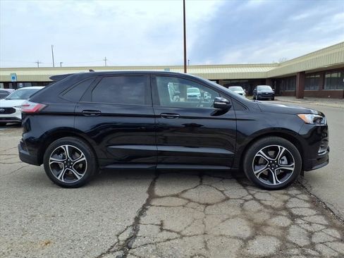 Used 2023 Ford Edge ST image 6