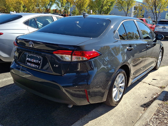 Used 2026 Toyota Corolla LE w/ LE Premium Package FWD image 4