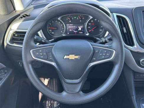 Used 2022 Chevrolet Equinox LS w/ LS Convenience Package image 19