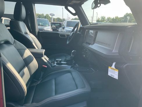 New 2026 Ford Bronco Outer Banks AWD/4WD image 12