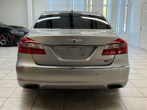 Used 2013 Hyundai Genesis 5.0 R-Spec image 8