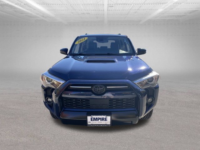 Used 2021 Toyota 4Runner Venture w/ Moonroof Package AWD/4WD image 11