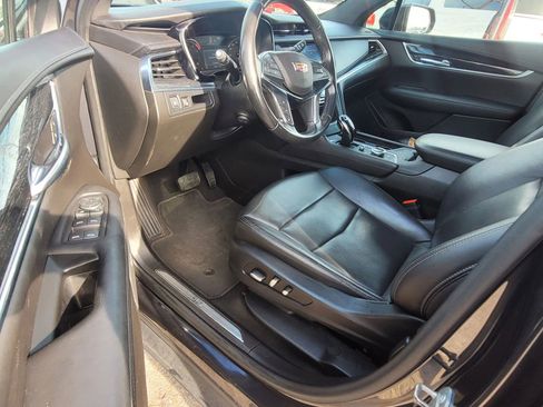 Used 2020 Cadillac XT5 Premium Luxury image 16