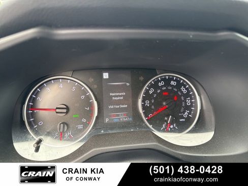 Used 2022 Toyota RAV4 XLE w/ Convenience Package FWD image 1