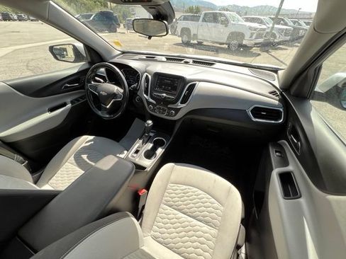Used 2020 Chevrolet Equinox LT w/ Driver Convenience Package AWD/4WD image 19