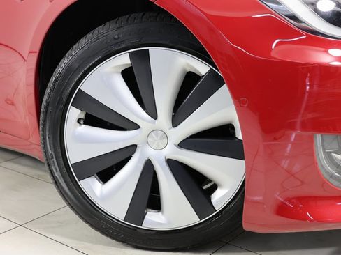 Used 2020 Tesla Model S Long Range Plus image 14
