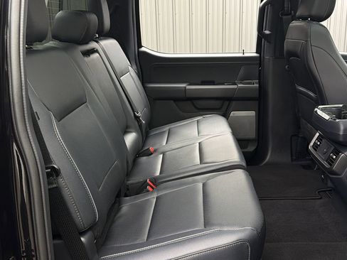 Used 2025 Ford F150 Lariat image 40