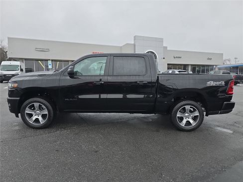 New 2025 RAM 1500 Tradesman w/ Off Road Group image 7