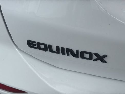 Used 2023 Chevrolet Equinox RS w/ RS Leather Package FWD image 10