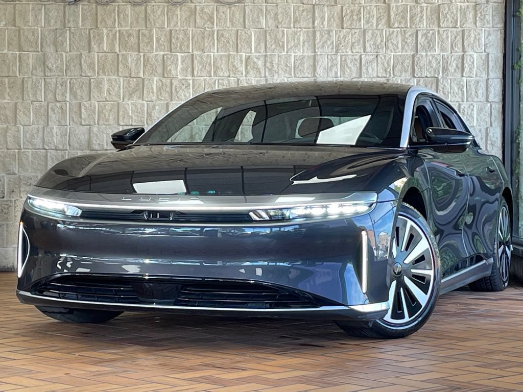 Used 2023 Lucid Air Touring AWD/4WD image 2
