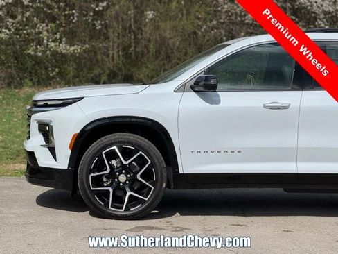 New 2026 Chevrolet Traverse High Country image 10