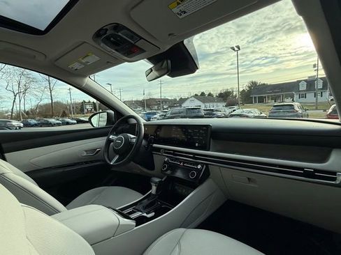 Used 2025 Hyundai Tucson SEL image 24