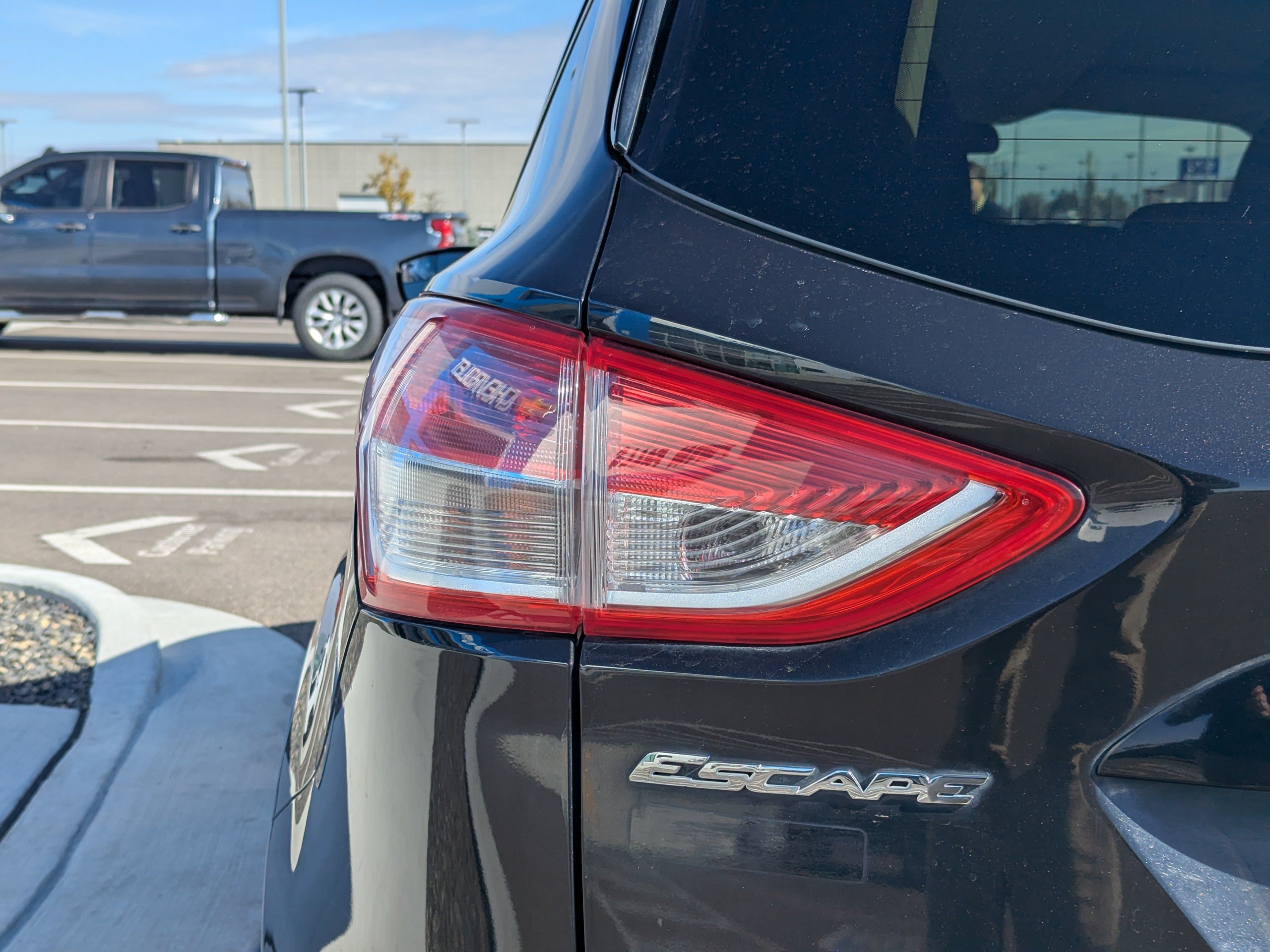 Used 2015 Ford Escape SE AWD/4WD image 40