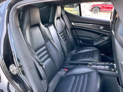 Used 2016 Porsche Panamera S image 20