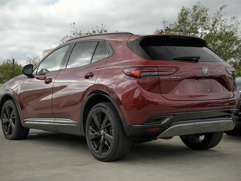 Used 2022 Buick Envision Essence w/ Technology Package I image 3