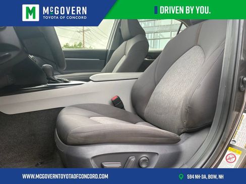 Used 2018 Toyota Camry LE w/ Audio Package FWD image 12