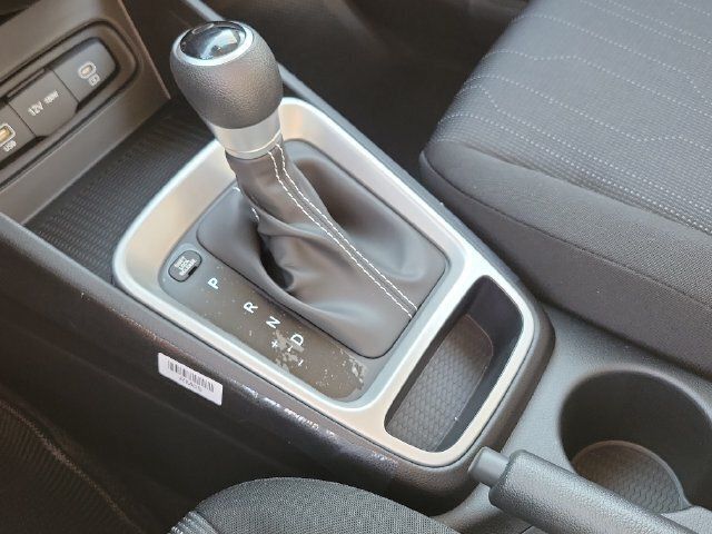 New 2026 Hyundai Venue SE FWD image 15