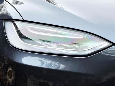 Used 2023 Tesla Model X image 21