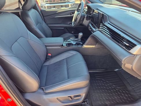 Used 2025 Toyota Camry XSE AWD/4WD image 27