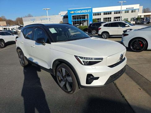 Certified 2024 Volvo XC40 Recharge Ultimate w/ Protection Package Premier image 2