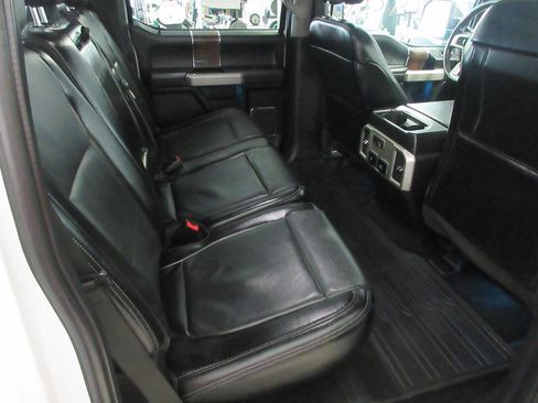 Used 2017 Ford F150 Lariat image 18