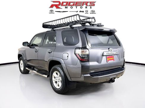 Used 2017 Toyota 4Runner SR5 Premium image 6