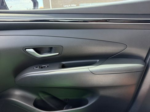 Certified 2024 Hyundai Santa Cruz SEL FWD image 16