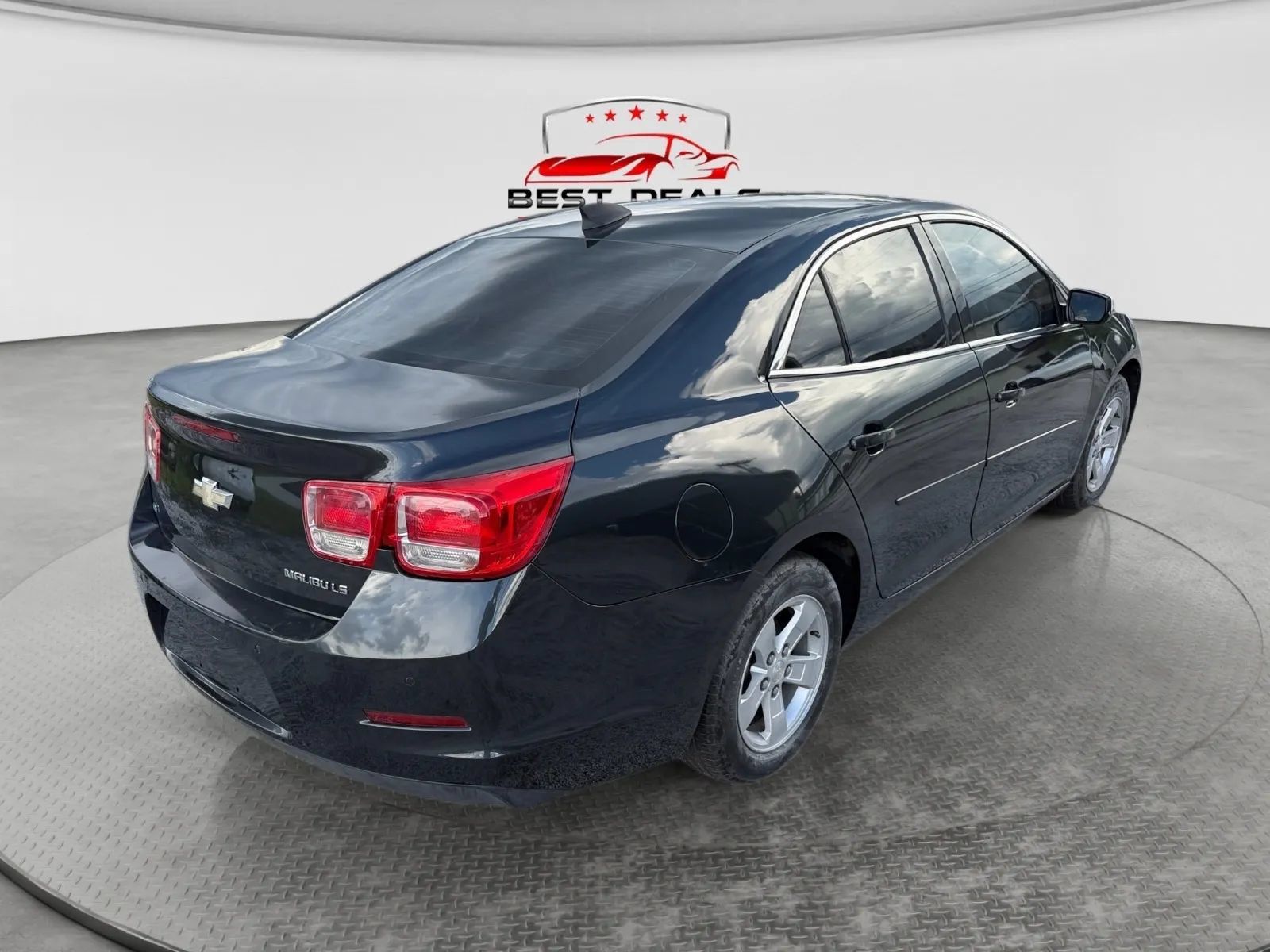 Used 2016 Chevrolet Malibu LS w/ Protection Package FWD image 4