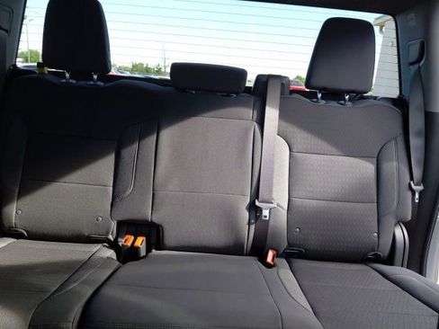 New 2026 GMC Sierra 1500 SLE w/ Max Trailering Package image 26