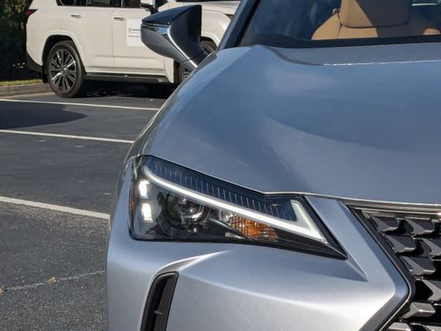 New 2026 Lexus UX 300h FWD w/ Accessory Package (2T) image 10