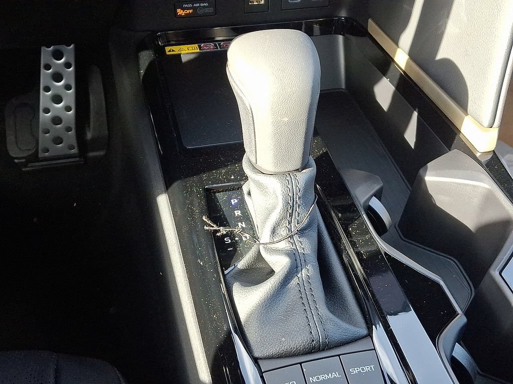 Certified 2025 Toyota Camry XSE FWD image 9