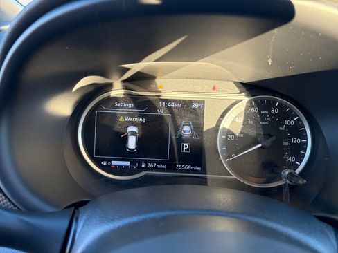 Used 2020 Nissan Kicks SV image 13