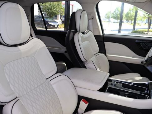 Used 2020 Lincoln Aviator Black Label w/ Dynamic Handling Package AWD/4WD image 45