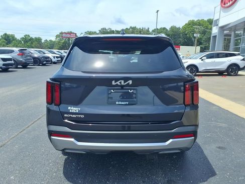 New 2026 Kia Sorento S FWD image 5